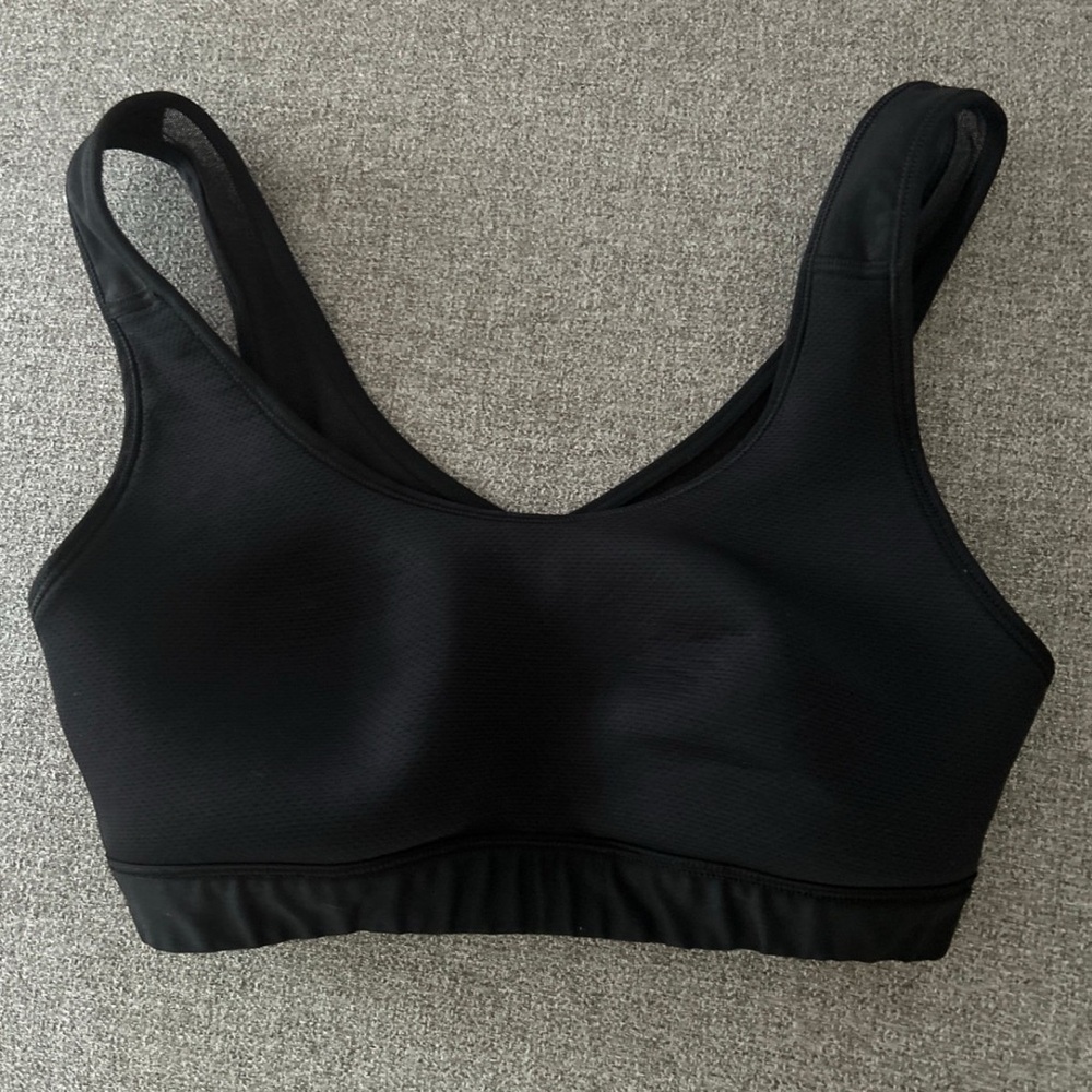 Aerie Women's Black Sports Bra